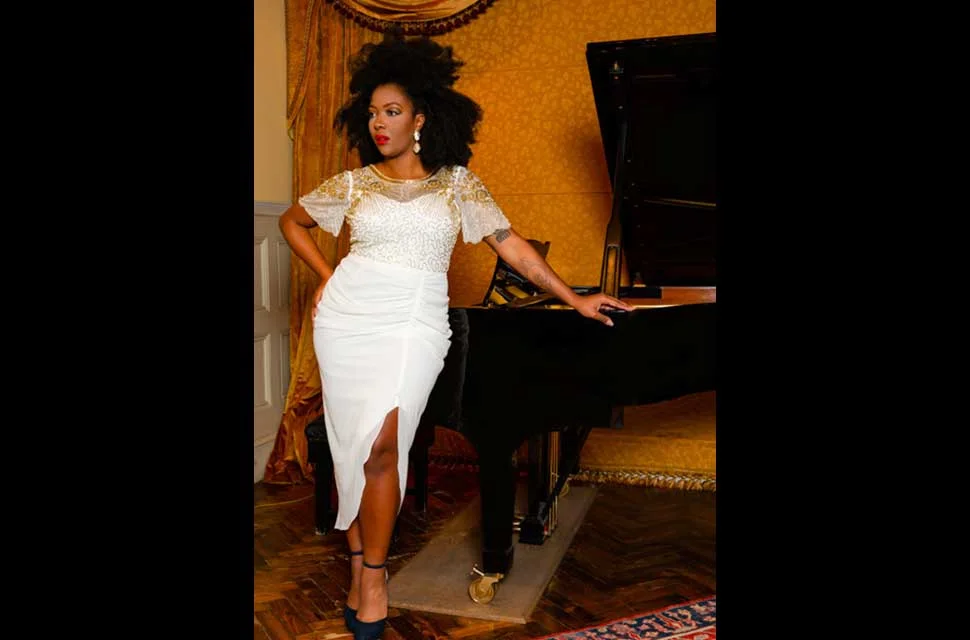 Tshan Williams singer in London, she is talented, captivates audiences with soulful melodies and captivating performances.